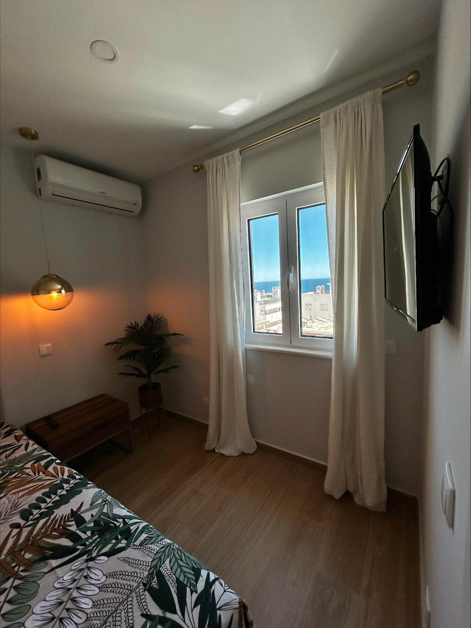 Apartamento Vista Mar A Menos De 50M Da Praia. Armação de Pêra Εξωτερικό φωτογραφία